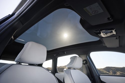 2026 BMW iX3 NA5 debuts: production Neue Klasse gets concept car looks, 805 km range, 372 km in 10min