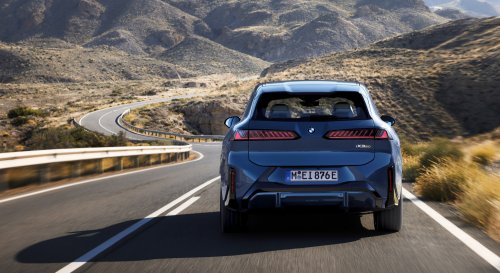 2026 BMW iX3 NA5 debuts: production Neue Klasse gets concept car looks, 805 km range, 372 km in 10min