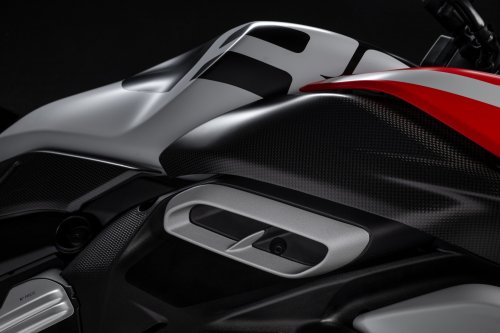 2026 Ducati Diavel V4 RS unveiled, 0-100 in 2.5 secs