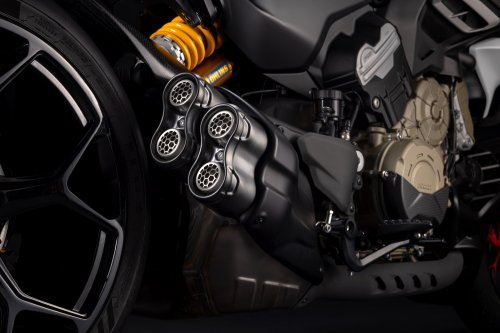 2026 Ducati Diavel V4 RS unveiled, 0-100 in 2.5 secs