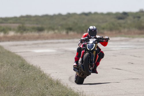 2026 Ducati Diavel V4 RS unveiled, 0-100 in 2.5 secs