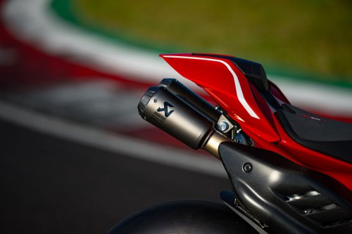 2026 Ducati Panigale V4R – 218 hp, full MotoGP aero