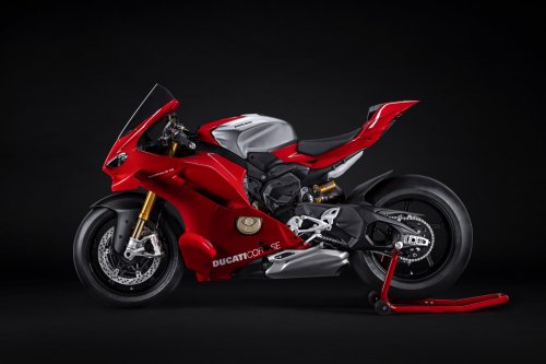 2026 Ducati Panigale V4R – 218 hp, full MotoGP aero