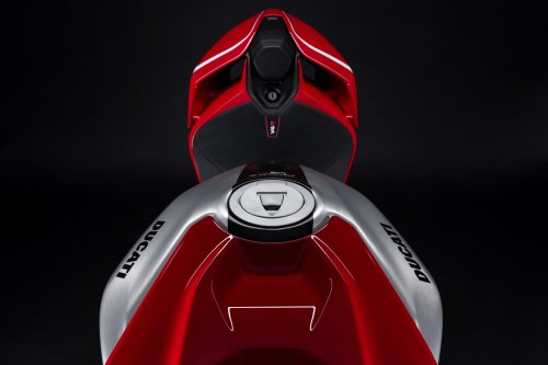 2026 Ducati Panigale V4R – 218 hp, full MotoGP aero