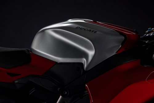 2026 Ducati Panigale V4R – 218 hp, full MotoGP aero