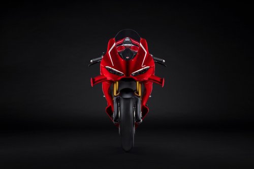 2026 Ducati Panigale V4R – 218 hp, full MotoGP aero