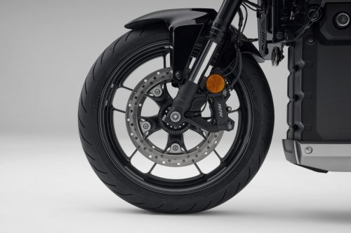 Honda WN7 electric motorcycle unveiled for Europe