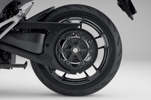 Honda WN7 electric motorcycle unveiled for Europe