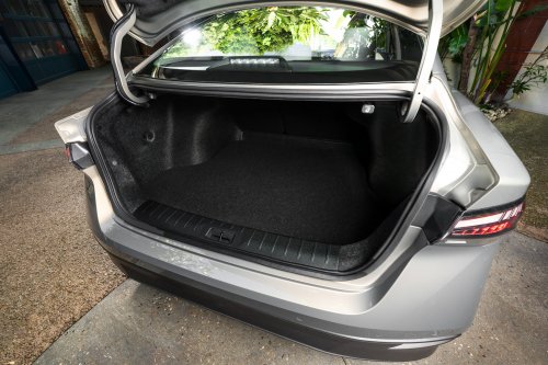 2026 Nissan Sentra debuts in the US – ninth-gen gets striking new design, 151 PS 2.0L NA engine with CVT