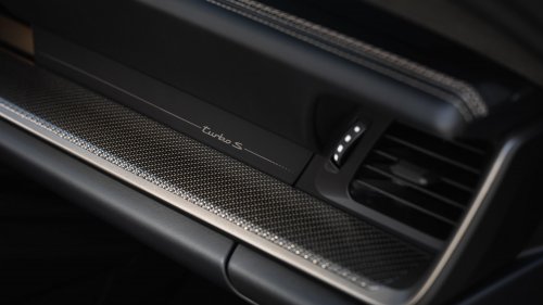 2026 Porsche 911 Turbo S – 992.2 range topper is most powerful 911 ever; 711 PS, 800 Nm T-Hybrid; 0-100 2.5s