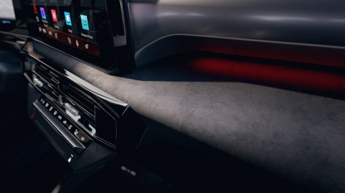 2026 Renault Clio debuts – sixth-gen is larger, gets more expressive styling; hybrid, petrol, LPG engines