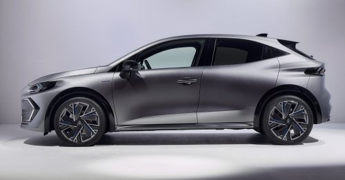 2026 Renault Clio debuts – sixth-gen is larger, gets more expressive styling; hybrid, petrol, LPG engines