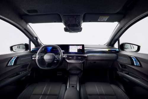 2026 Renault Clio debuts – sixth-gen is larger, gets more expressive styling; hybrid, petrol, LPG engines