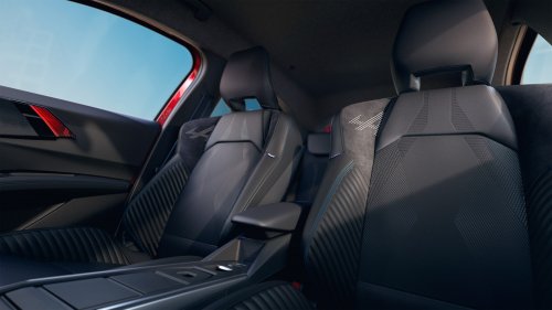 2026 Renault Clio debuts – sixth-gen is larger, gets more expressive styling; hybrid, petrol, LPG engines