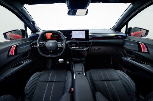 2026 Renault Clio debuts – sixth-gen is larger, gets more expressive styling; hybrid, petrol, LPG engines