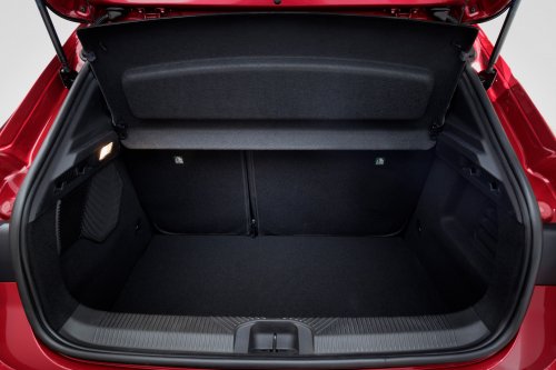 2026 Renault Clio debuts – sixth-gen is larger, gets more expressive styling; hybrid, petrol, LPG engines