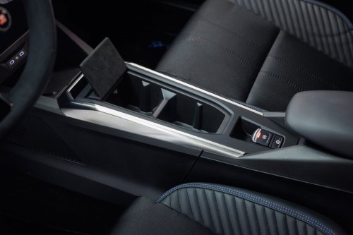 2026 Renault Clio debuts – sixth-gen is larger, gets more expressive styling; hybrid, petrol, LPG engines