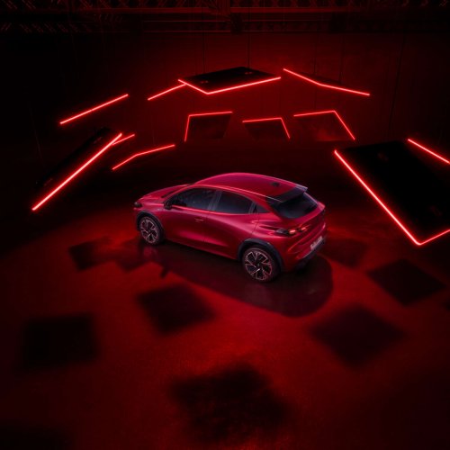 2026 Renault Clio debuts – sixth-gen is larger, gets more expressive styling; hybrid, petrol, LPG engines