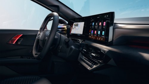 2026 Renault Clio debuts – sixth-gen is larger, gets more expressive styling; hybrid, petrol, LPG engines