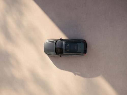 Volvo XC60 eclipses 240 to become the best-selling Volvo ever – over 2.7 million sold across 17 years