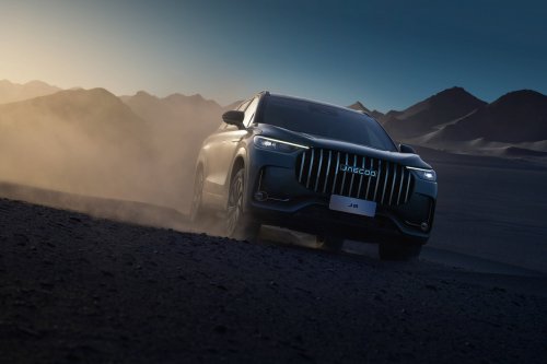 Jaecoo J8 to launch in Malaysia on July 18 – 2WD five-seater and AWD six-seater variants, from RM195k est