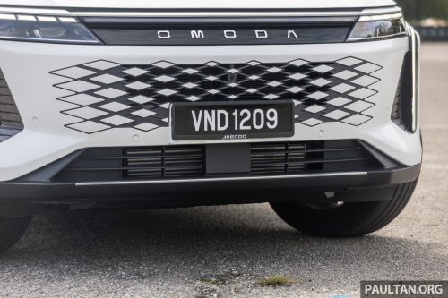 Omoda C9 Matte Black Limited Edition in Malaysia