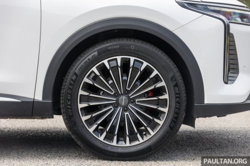 Omoda C9 Matte Black Limited Edition in Malaysia