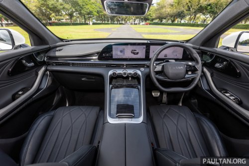 Omoda C9 Matte Black Limited Edition in Malaysia