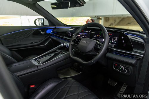 Omoda C9 Matte Black Limited Edition in Malaysia