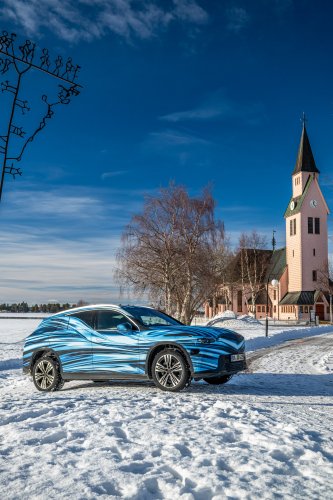 Mercedes-Benz GLC with EQ Technology teased with illuminated front grille – brand’s new design direction