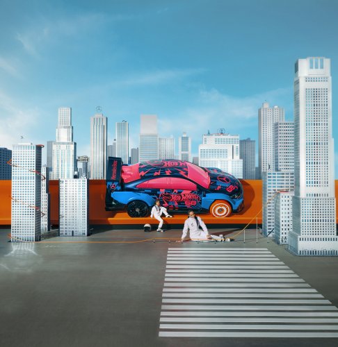 2025 Mercedes-Benz CLA EV turned into life-sized Hot Wheels car – 1:64 version of C178 on sale spring 2026