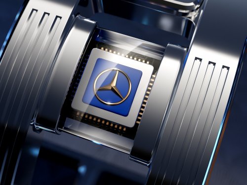 Mercedes-Benz Vision Iconic revealed – luxury coupé concept with massive grille, “hyper-analogue” interior