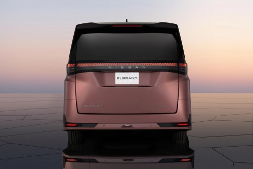 2026 Nissan Elgrand debuts in Tokyo – 4th-gen Alphard-fighter, e-Power hybrid, e-4orce electric AWD