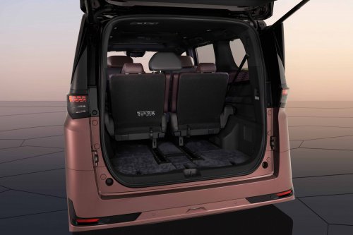 2026 Nissan Elgrand debuts in Tokyo – 4th-gen Alphard-fighter, e-Power hybrid, e-4orce electric AWD