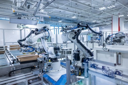 Ferrari Elettrica – brand’s first EV debuts in 2H 2026; 800V tech, active suspension, 1,128 PS, 530 km range