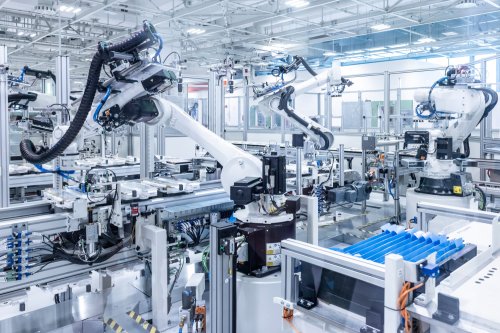 Ferrari Elettrica – brand’s first EV debuts in 2H 2026; 800V tech, active suspension, 1,128 PS, 530 km range