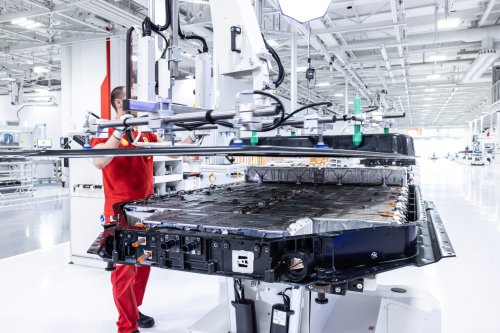 Ferrari Elettrica – brand’s first EV debuts in 2H 2026; 800V tech, active suspension, 1,128 PS, 530 km range