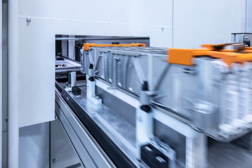 Ferrari Elettrica – brand’s first EV debuts in 2H 2026; 800V tech, active suspension, 1,128 PS, 530 km range