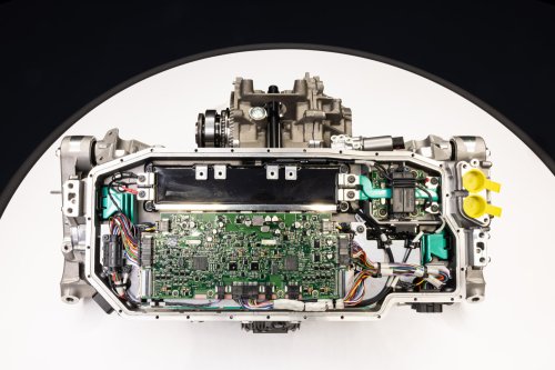 Ferrari Elettrica – brand’s first EV debuts in 2H 2026; 800V tech, active suspension, 1,128 PS, 530 km range