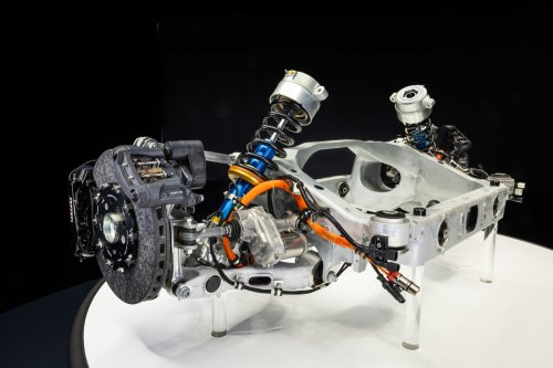 Ferrari Elettrica – brand’s first EV debuts in 2H 2026; 800V tech, active suspension, 1,128 PS, 530 km range