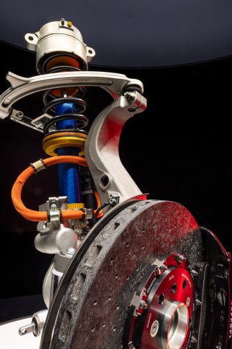 Ferrari Elettrica – brand’s first EV debuts in 2H 2026; 800V tech, active suspension, 1,128 PS, 530 km range