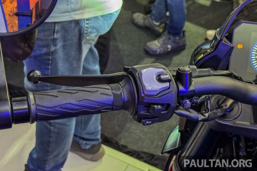 2025 Suzuki GSX-8T and GSX-8TT retro middleweight bikes in Malaysia, priced at RM59,600 and RM63,600