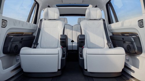 Zeekr 9X in China – brand’s first REEV, 2.0T, 3-motor AWD, up to 1,400 PS, 380 km EV range, fr RM276k