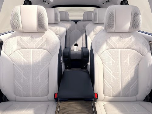 Zeekr 9X in China – brand’s first REEV, 2.0T, 3-motor AWD, up to 1,400 PS, 380 km EV range, fr RM276k