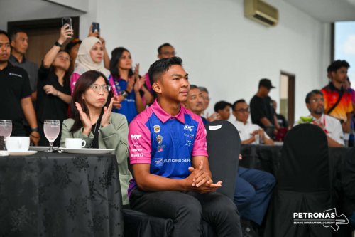 2025 MotoGP: Hakim makes home track Moto3 debut