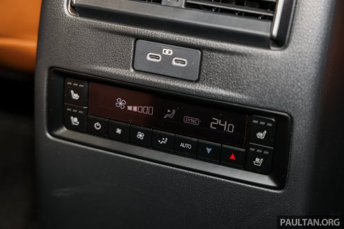 Mazda CX-80 2.5G PHEV AWD in Malaysia – three-row SUV, captain seats, 65 km NEDC EV range; RM297k