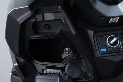 2025 SYM Cruisym 400i scooter in Malaysia, RM27.8k