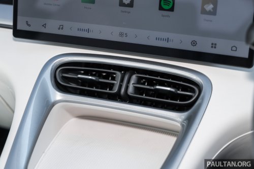 Geely EX2 priced at RM56k-66k in Indonesia – cheaper than Malaysia’s Proton eMas 5, bigger battery standard