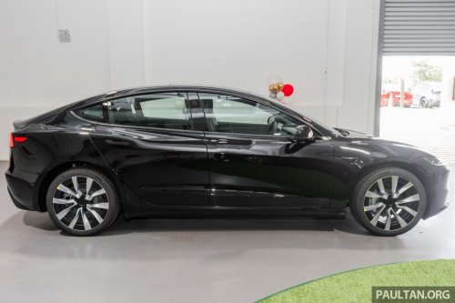 2026 Tesla Model 3 Long Range RWD in Malaysia – 750 km WLTP, indicator stalk, black badges, RM185k