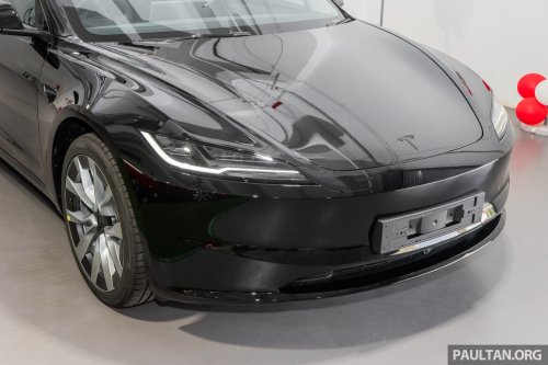 2026 Tesla Model 3 Long Range RWD in Malaysia – 750 km WLTP, indicator stalk, black badges, RM185k